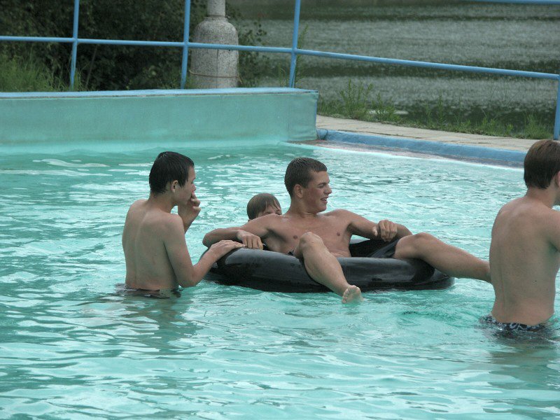 mb040727093.jpg